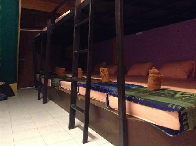 Maddy'S Hostel Ko Pha Ngan Buitenkant foto