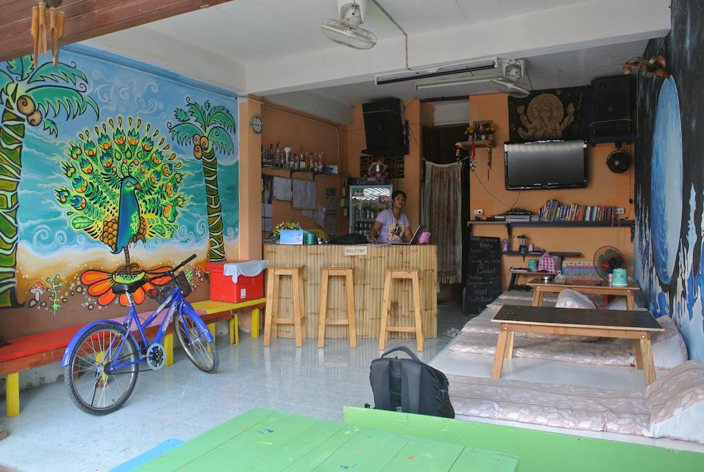 Maddy'S Hostel Ko Pha Ngan Buitenkant foto
