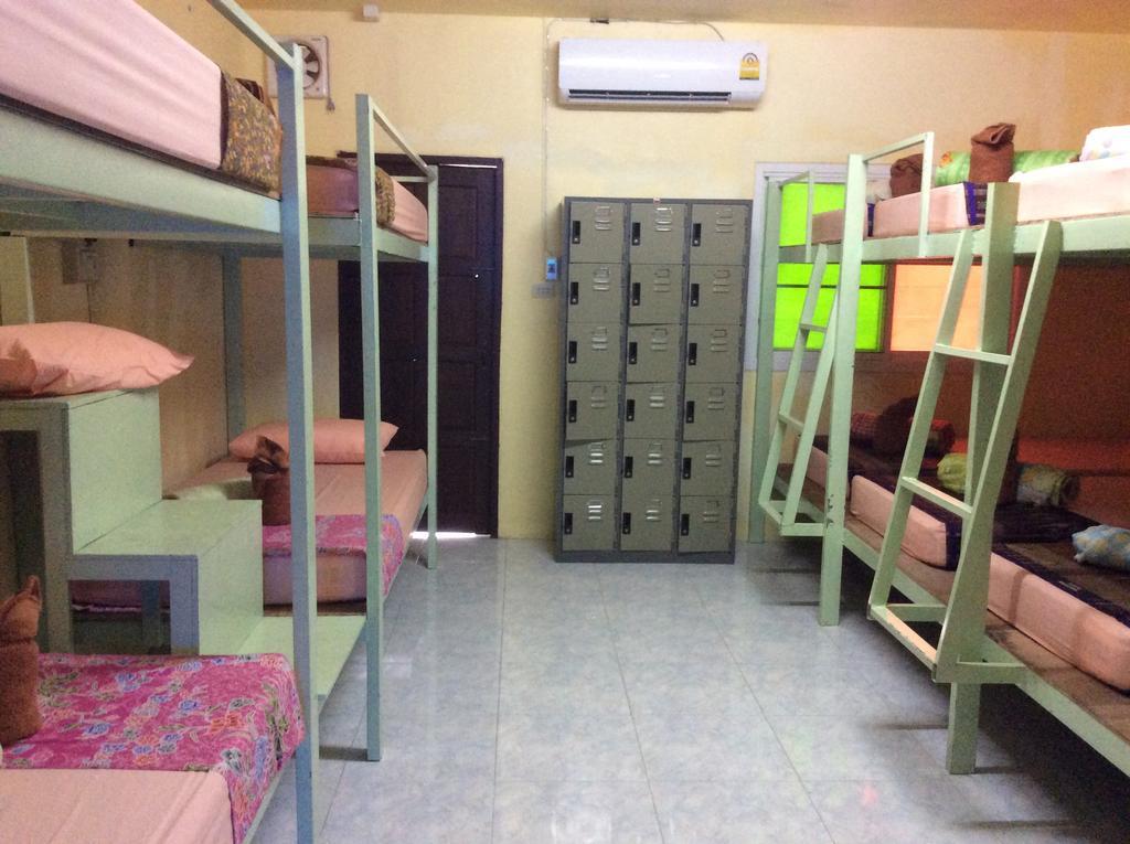 Maddy'S Hostel Ko Pha Ngan Buitenkant foto