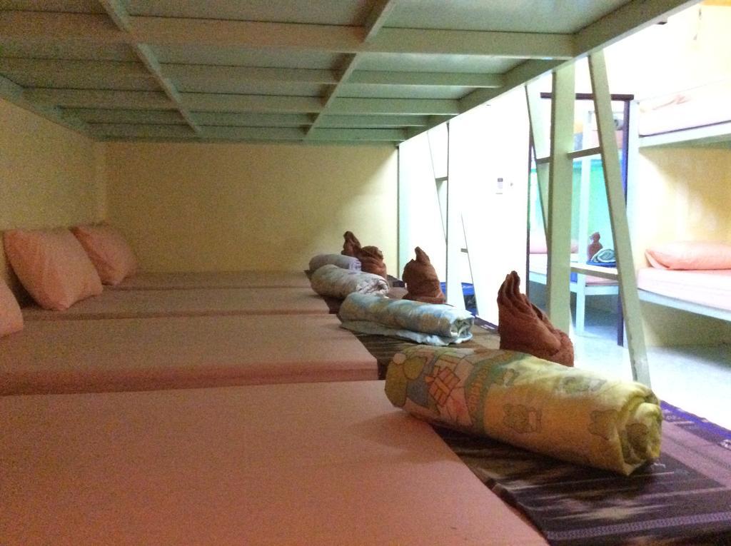 Maddy'S Hostel Ko Pha Ngan Buitenkant foto
