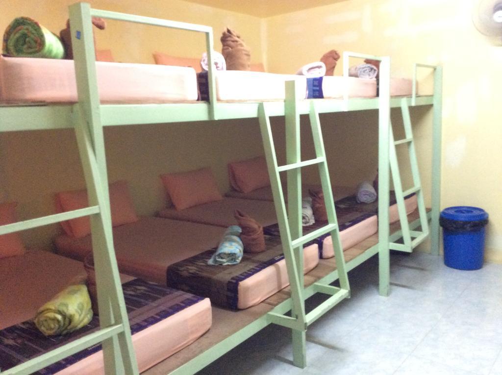 Maddy'S Hostel Ko Pha Ngan Buitenkant foto